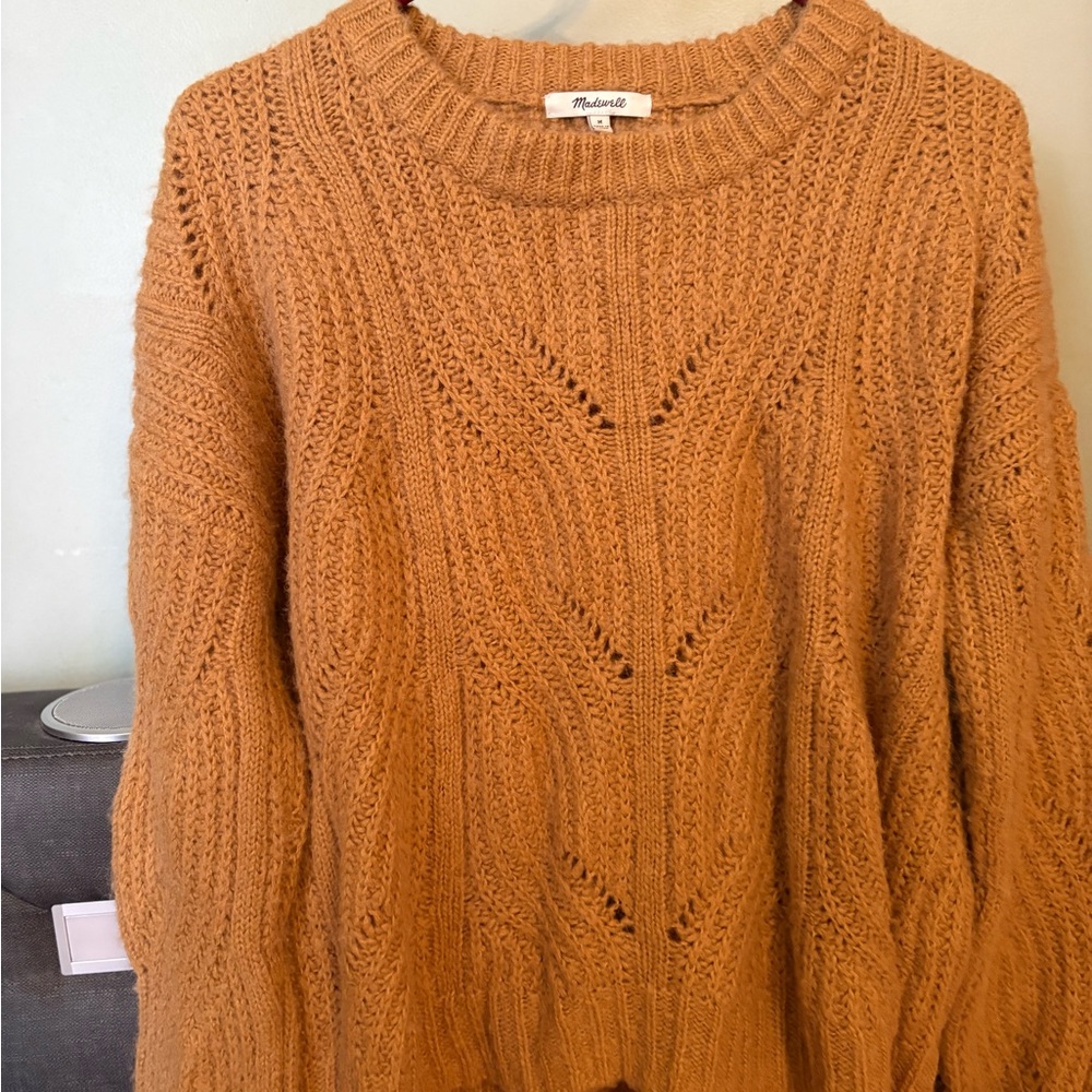 Madewell Mustard Crew Neck Sweater 3/20$🩷
